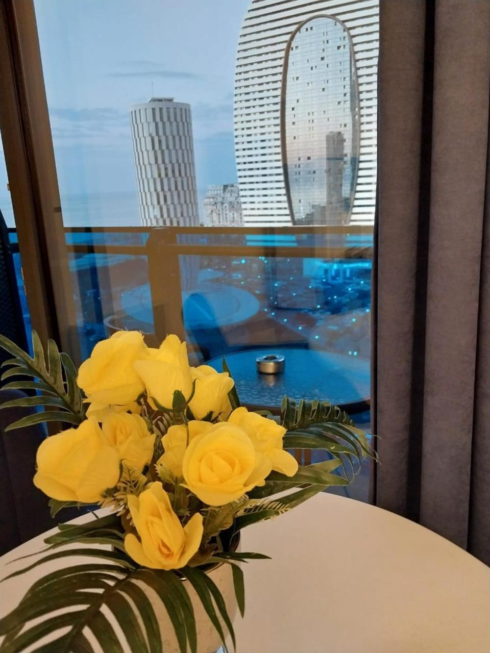 Natalia -Apartments In - Orbi City バトゥーミ エクステリア 写真